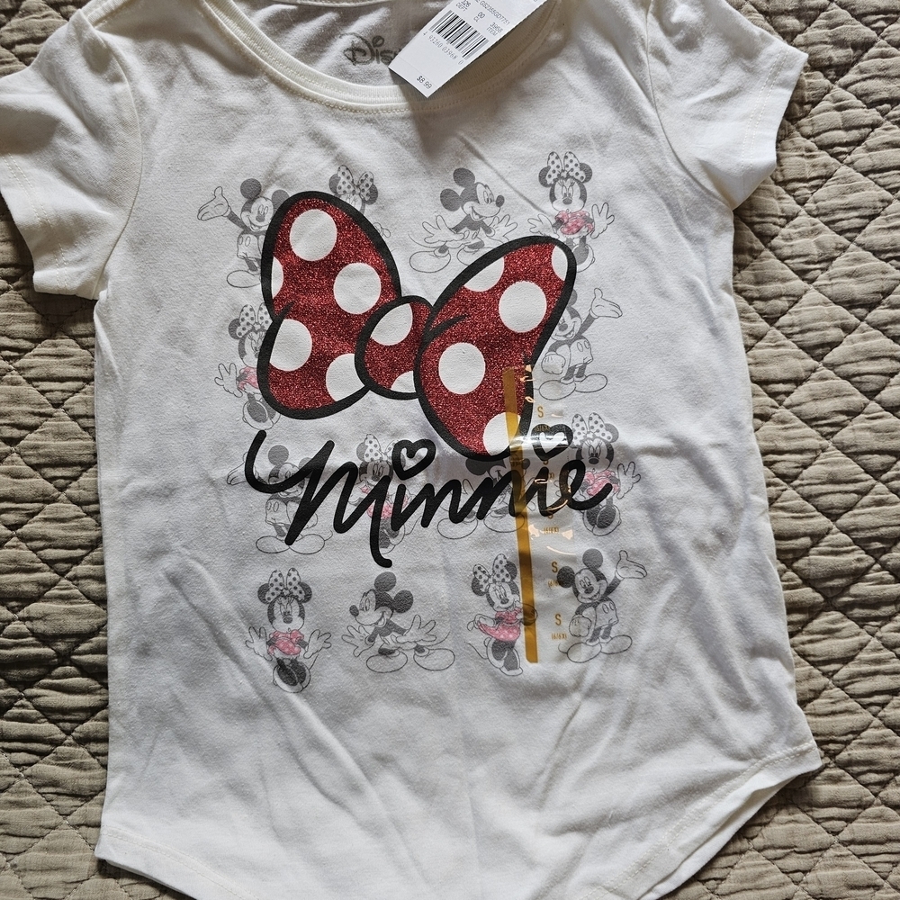 Disney Minnie Mouse Tee White and Red Short Sleeve NWT Small